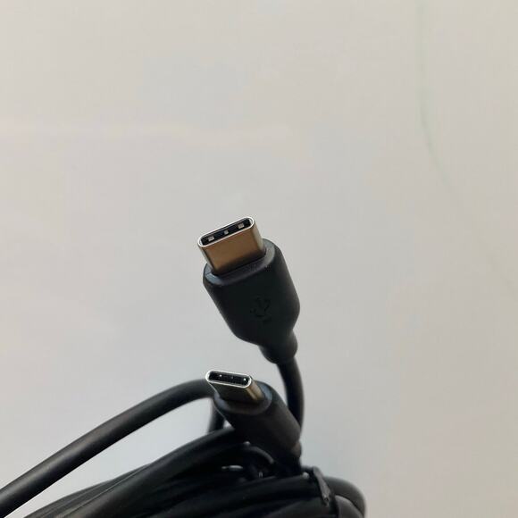 2-Pack, 6ft Long USB C Cable Fast Charge, AmazonBasics - Picture 2 of 4